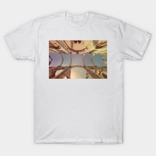 convento do carmo sky T-Shirt